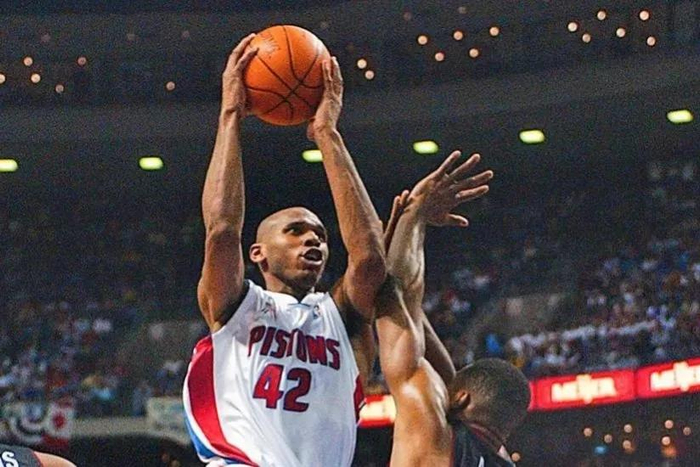 开云官网-关于欧篮联赛程吃紧；底特律活塞窗口期再遭质疑；赛场秩序良好；球探报告显示潜力的信息